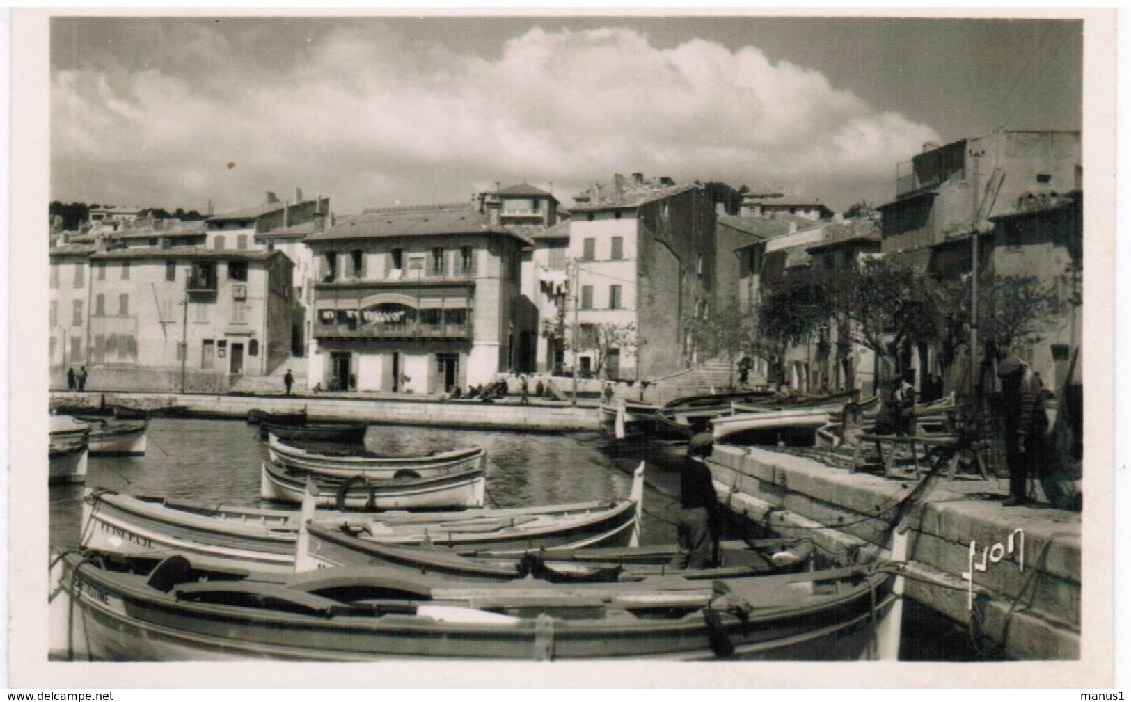 P107 - CASSIS - Le Port - Cassis