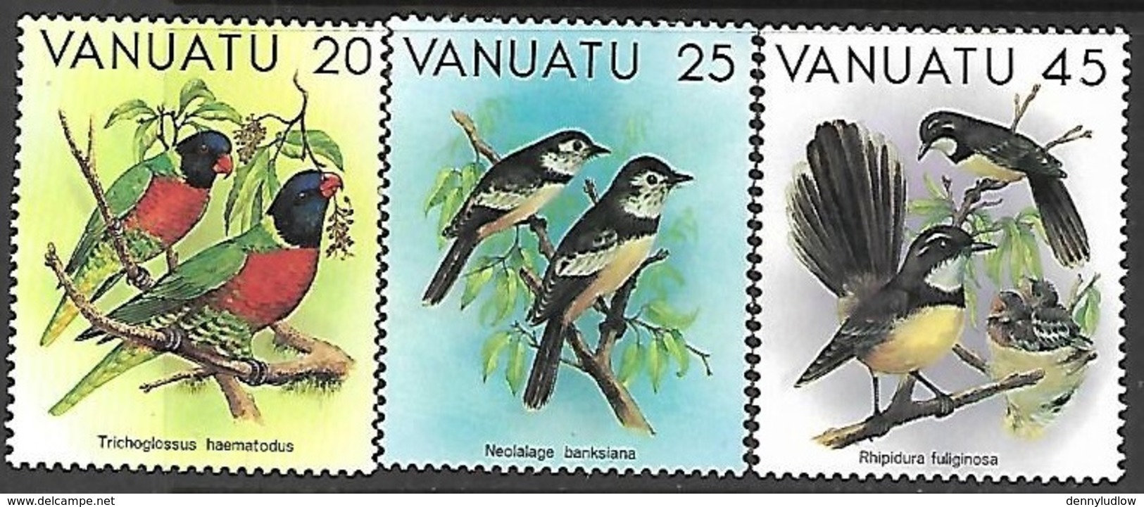 Vanuatu  1982   Sc#320-2  Birds  MNH   2016 Scott Value $3.55 - Vanuatu (1980-...)