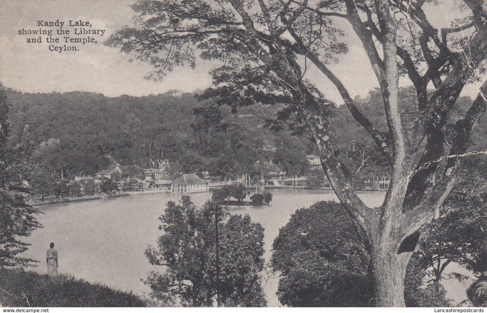 Postcard Kandy Lake Showing The Library And The Temple Ceylon Sri Lanka My Ref  B13334 - Sri Lanka (Ceylon)