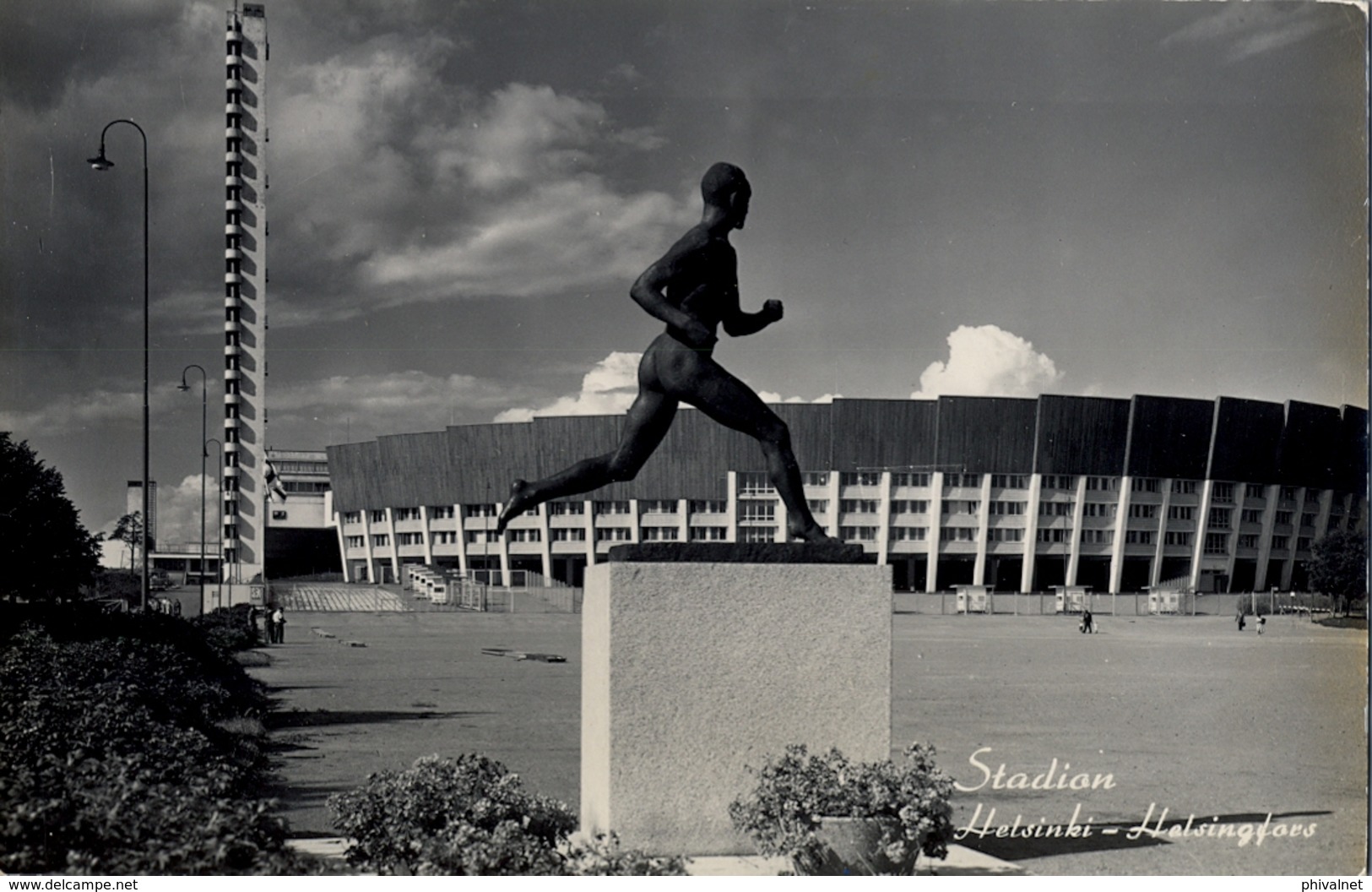 1958 FINLANDIA , TARJETA POSTAL CIRCULADA, HELSINKI STADION , ESTADIO , STADIUM - Estadios