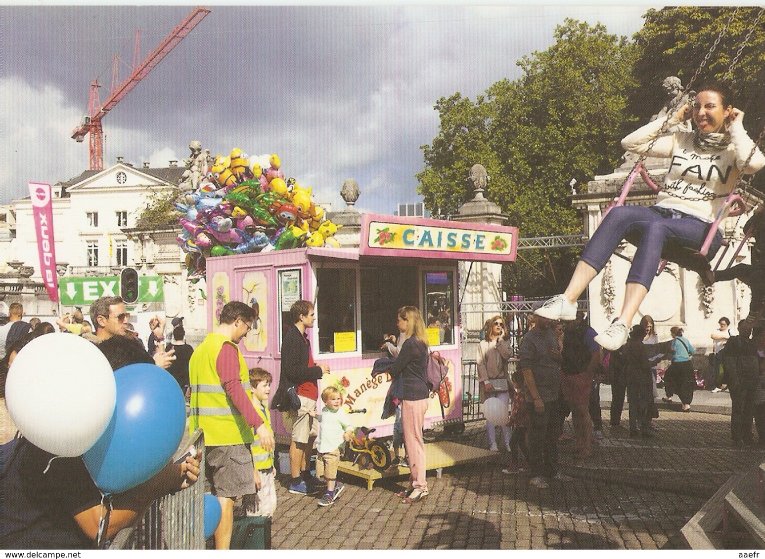 CP Manège De Foire, Carrousel,  Ballons - Brussels Street Photography Festival 2016 - Autres & Non Classés