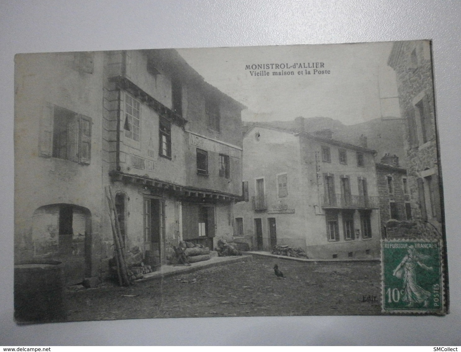 43 Monistrol D'Allier, Vieille Maison Et La Poste. Carte Inédite (2940) - Andere & Zonder Classificatie