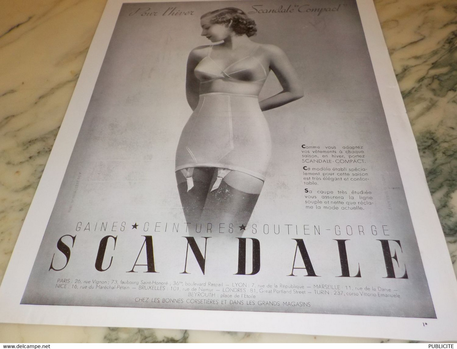 ANCIENNE PUBLICITE POUR L HIVER GAINE SCANDALE COMPACT  1937 - Autres & Non Classés