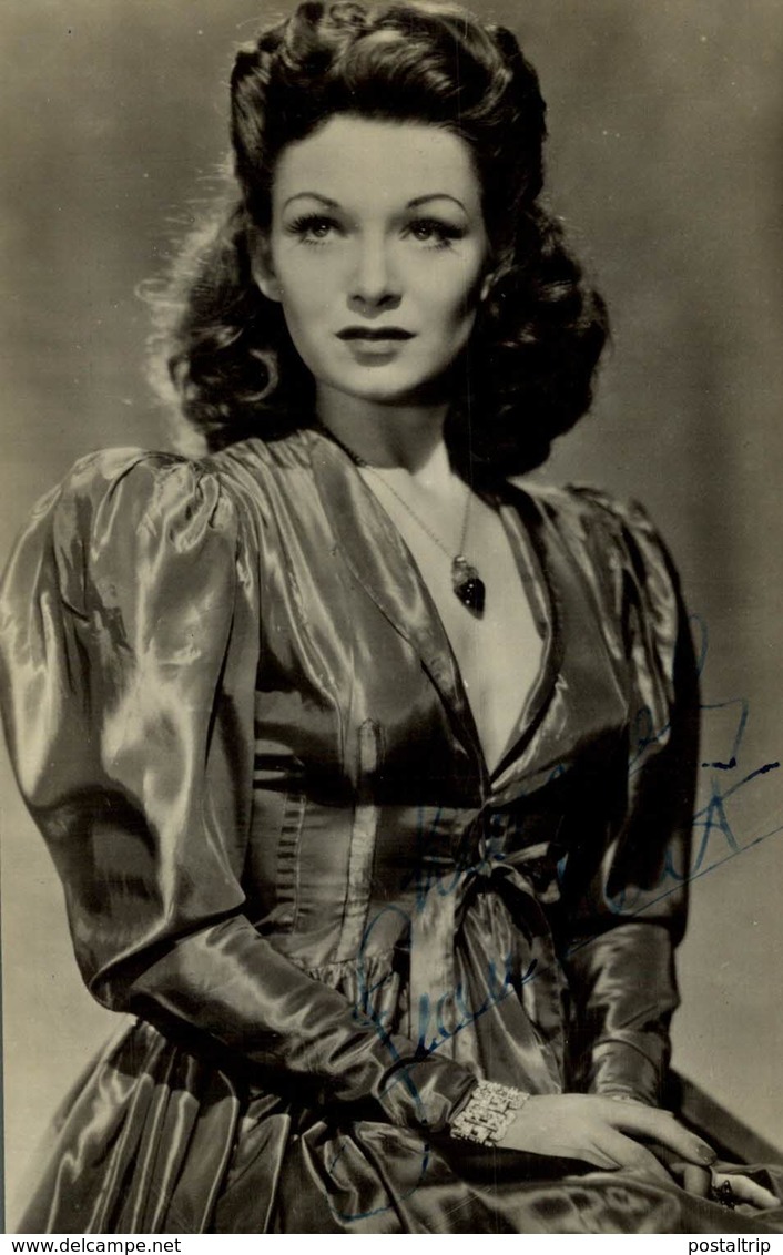 POSTALES Y FOTOGRAFIAS. VARIOS ARTISTAS AUTOGRAFOS. 92 TOTAL. - SHIRLEY TEMPLE, GREGORY PECK...