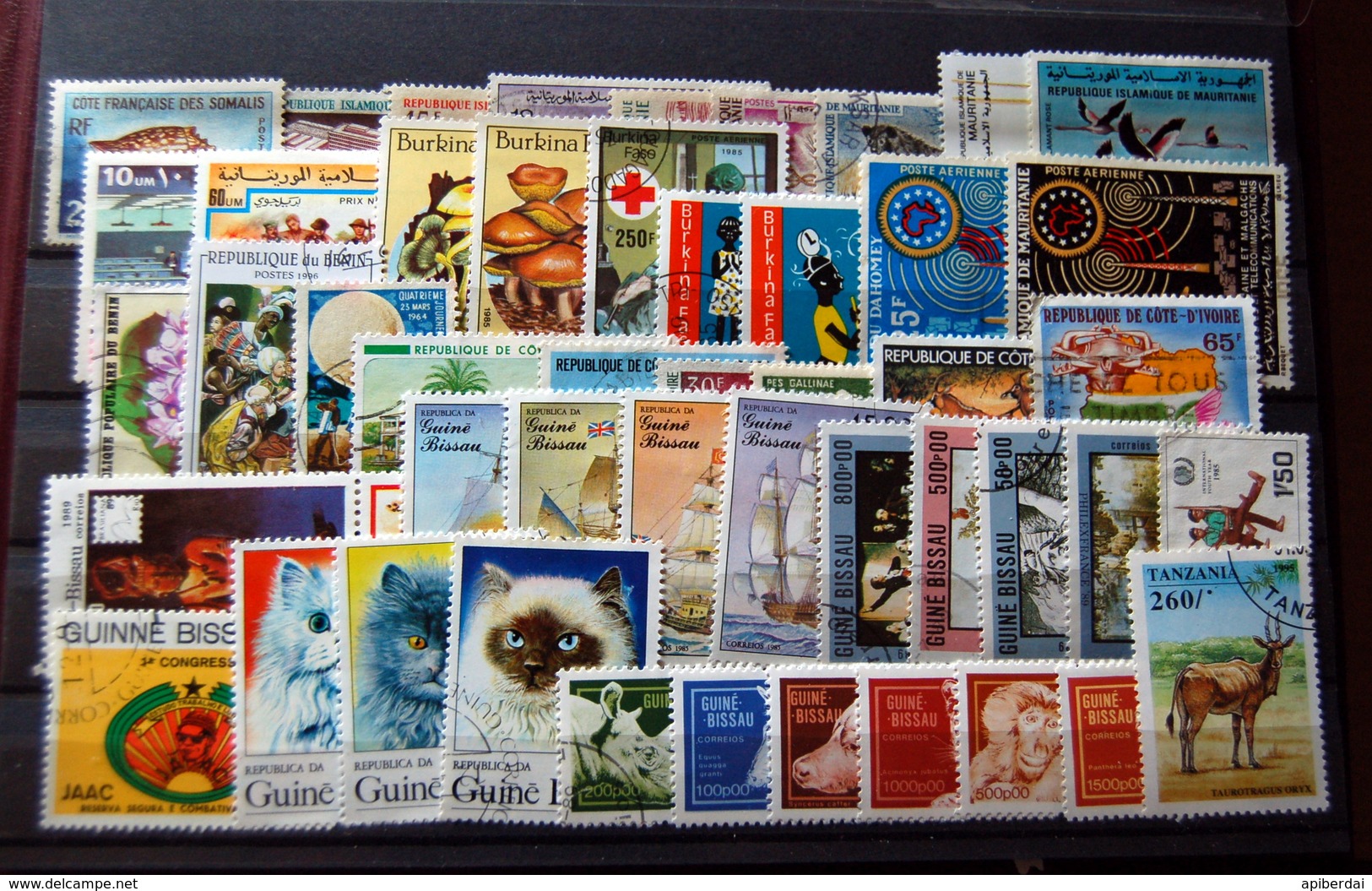 Afrique Africa - 48 Stamps Used From Africa - Lots & Kiloware (mixtures) - Max. 999 Stamps