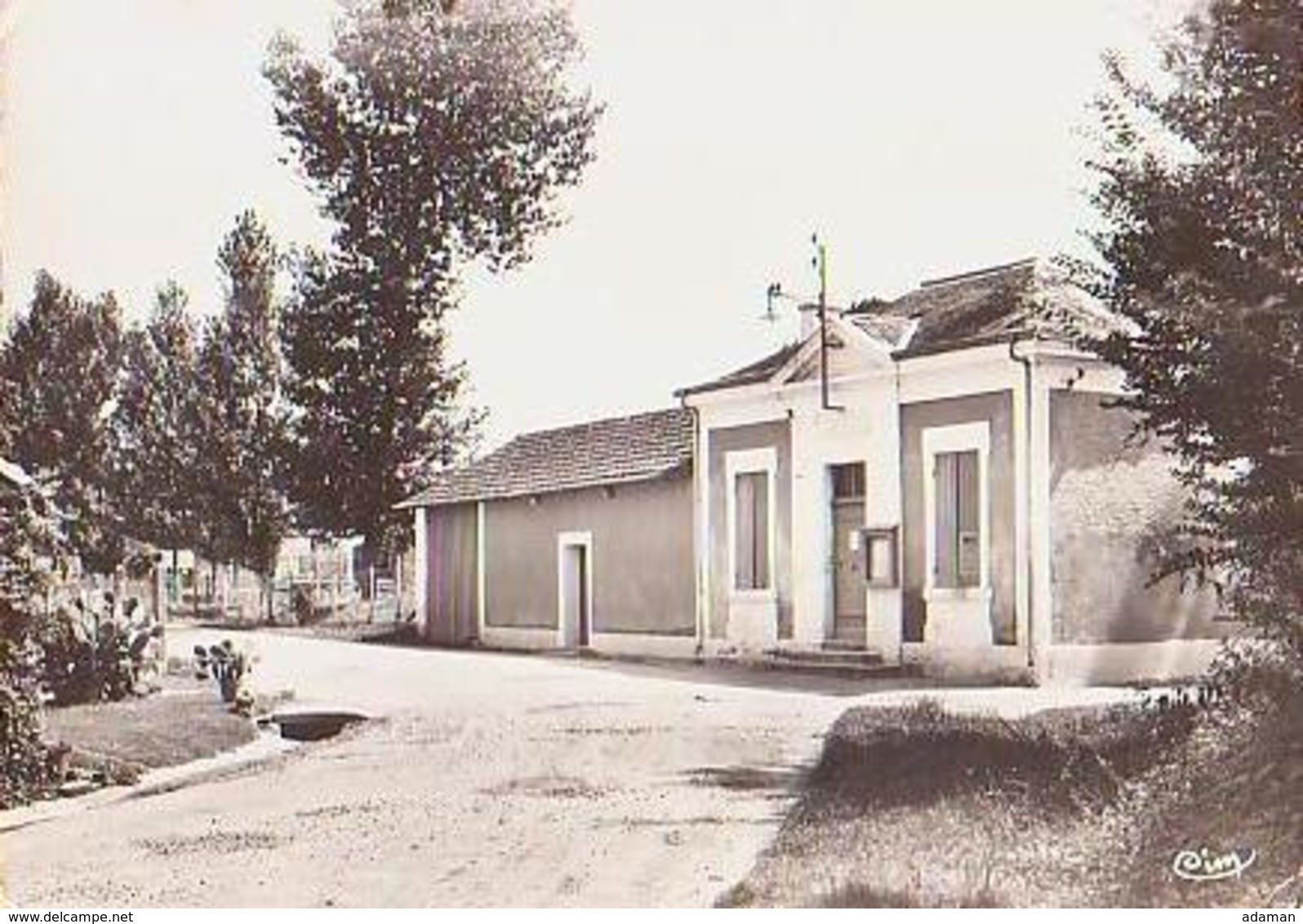 Dordogne        H668        Quinsac.Place De La Mairie - Sonstige & Ohne Zuordnung