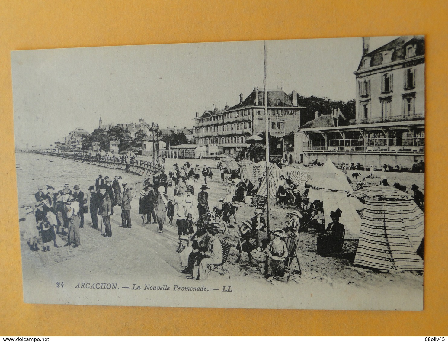 ARCACHON -- La Nouvelle Promenade - TRES ANIMEE - Arcachon