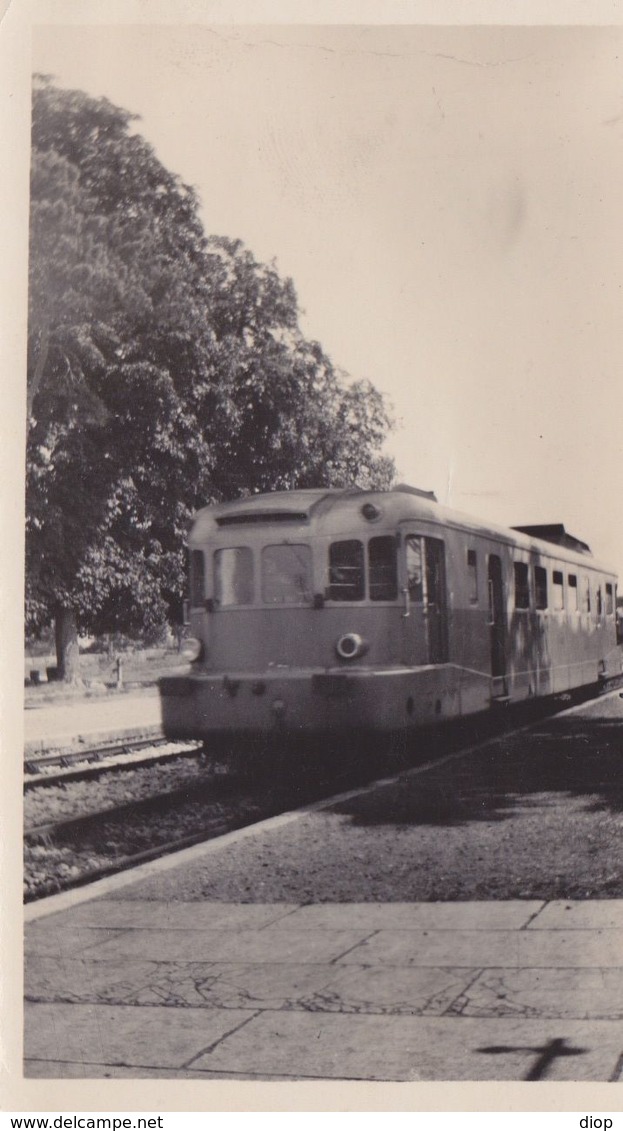 Photographie Anonyme Vintage Snapshot Gare Train Gardonne Station - Trains