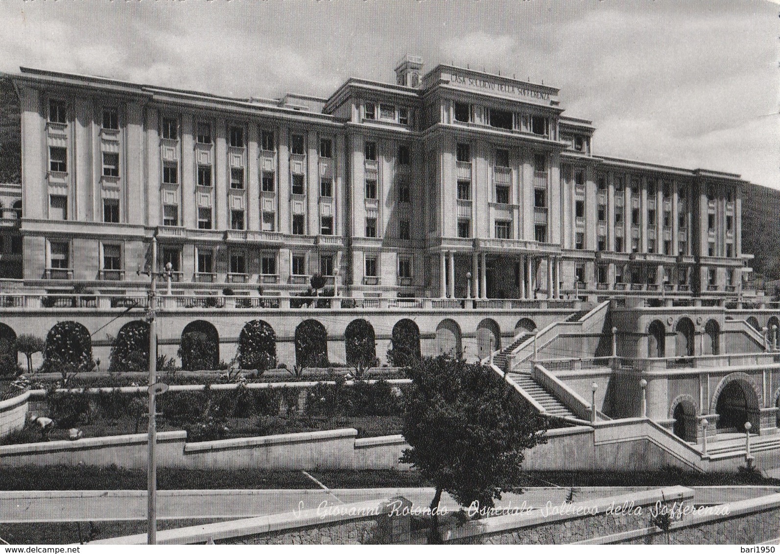 GENOVA - La Fontana Di Piazza De Ferrari - Savona