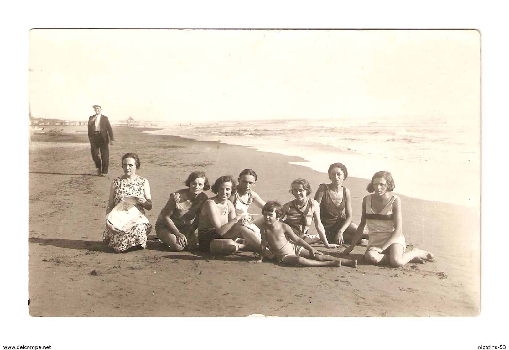 CT--2910-- FOTO CARTOLINA GRUPPO DI BAGNANTI -FORTE DEI MARMI LUCCA - AGOSTO 1930 - Persone Anonimi