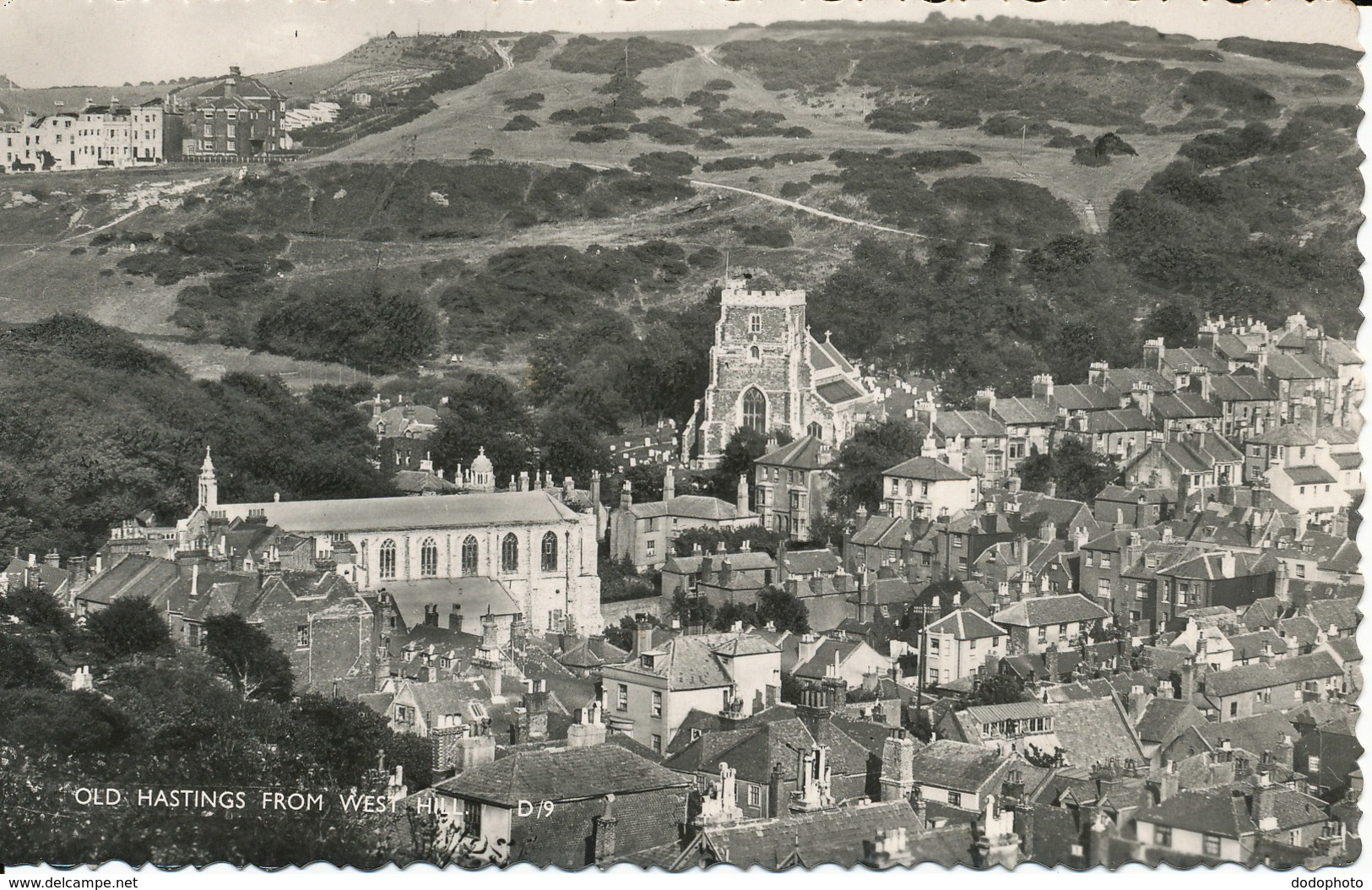 PC00375 Old Hastings From West Hill. Norman Postcard - Monde