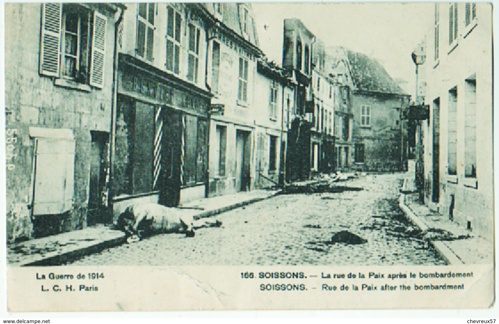 VILLES ET VILLAGES DE FRANCE - LOT 34 - 70 cartes anciennes dont 6 étrangères - 1 curiosité phil. Lot à étudier