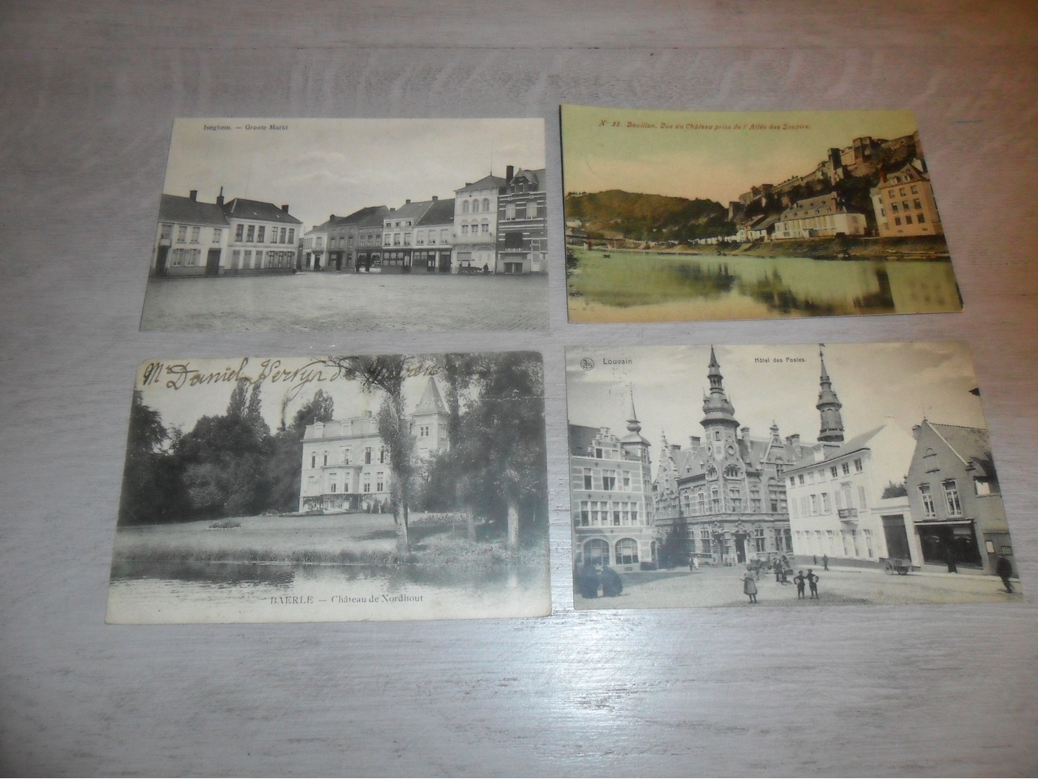 Grand beau lot de 100 cartes postales de Belgique        Groot mooi lot van 100 postkaarten van België