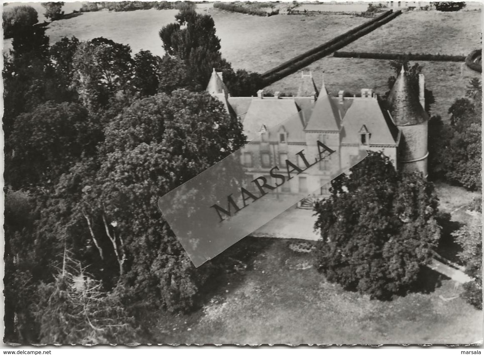 CPSM  Mauzé Sur Le Mignon  Le Chateau Du XII Siècle - Mauze Sur Le Mignon