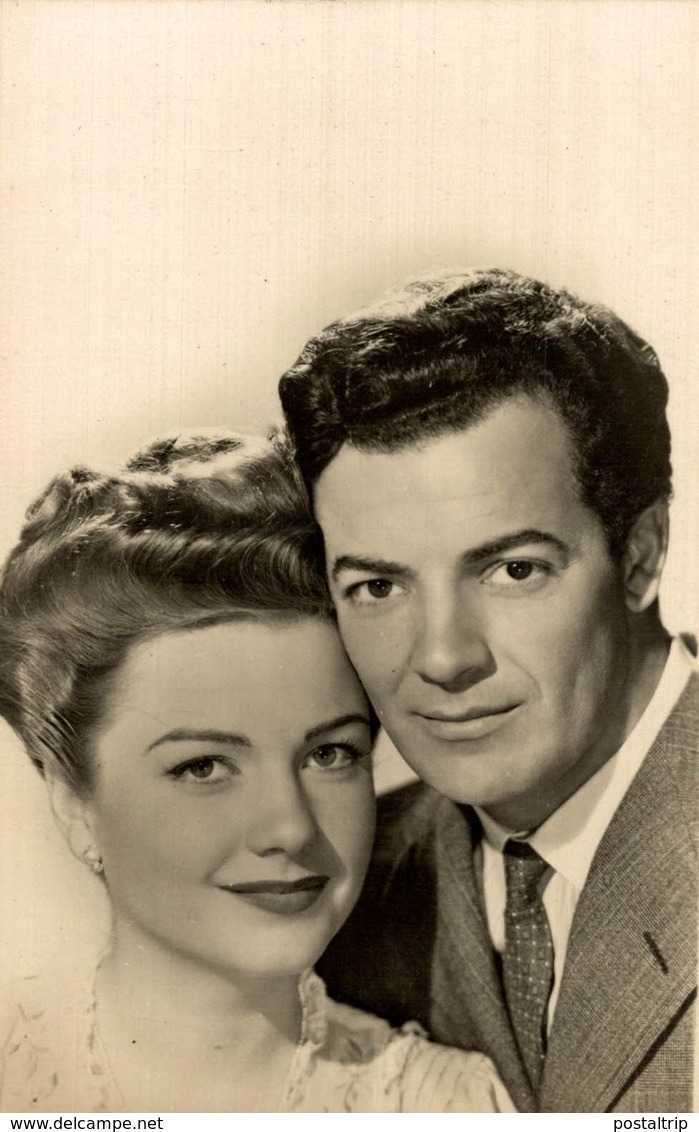 CORNEL WILDE Y ANNE BAXTER - Actors