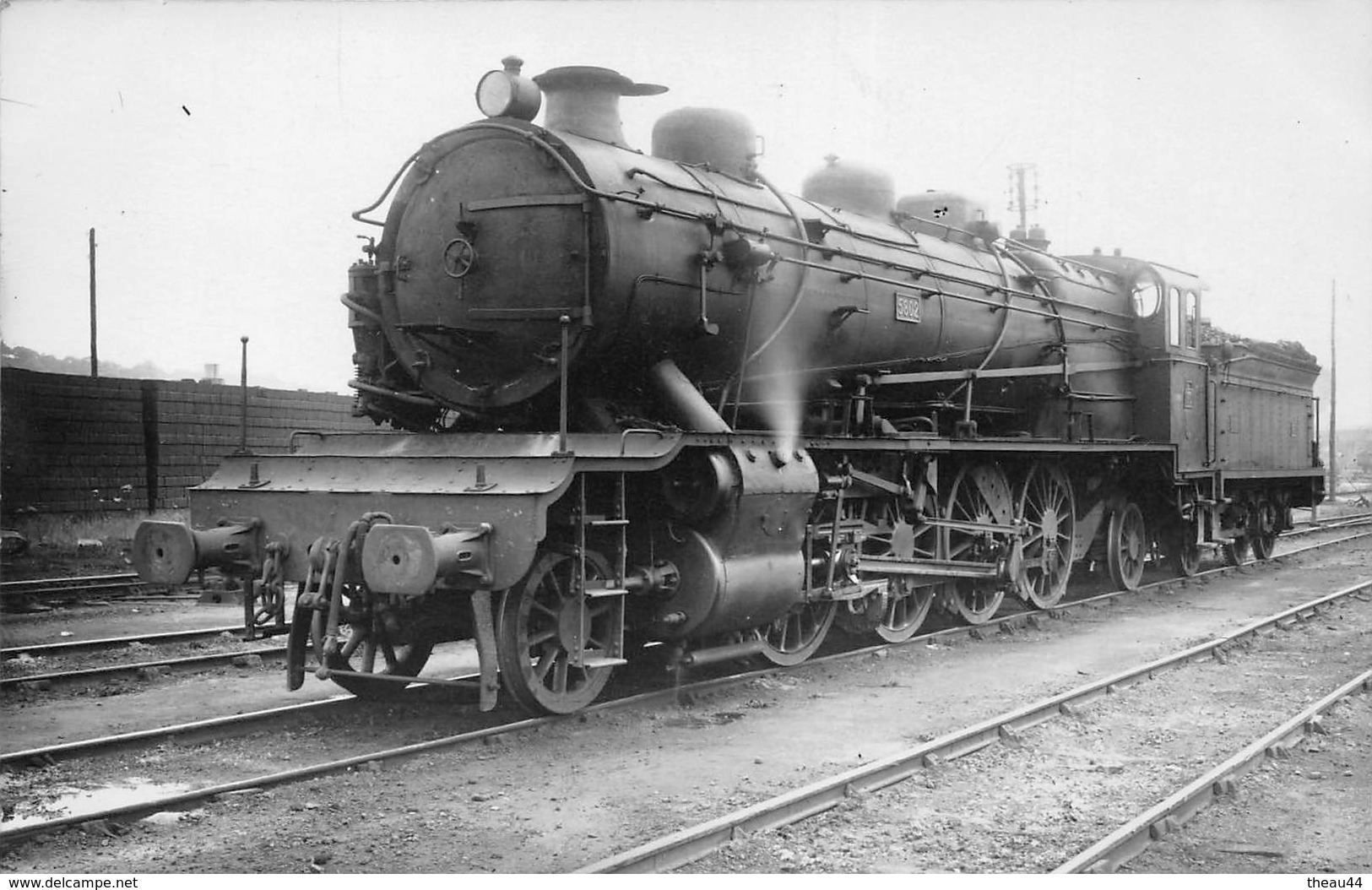 Carte-Photo  -  Locomotives Du P.O.  -  Machine N° 5802   -  Chemin De Fer  - - Equipment