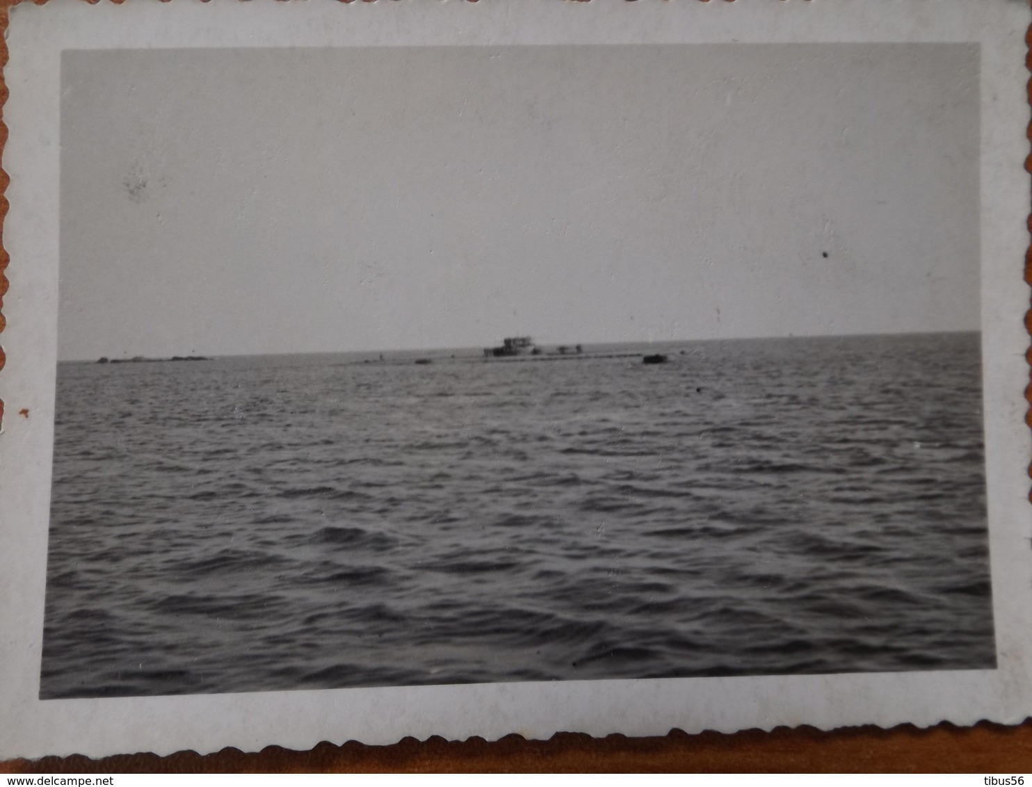 ILE DE GROIX WW2 GUERRE 39 45  POCHE DE LORIENT SOLDATS ALLEMANDS VOILIERS SOUS MARIN CASEMATES - Groix