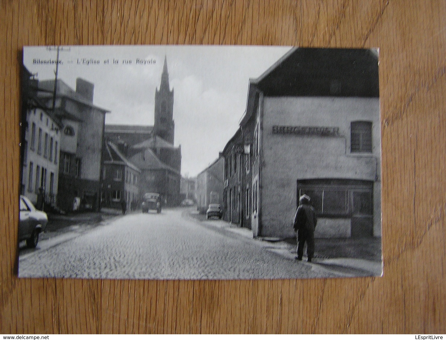 SILENRIEUX L'Eglise Et La Rue Royale Animée Commune De Cerfontaine Prov Namur België Belgique Carte Postale Postcard - Autres & Non Classés