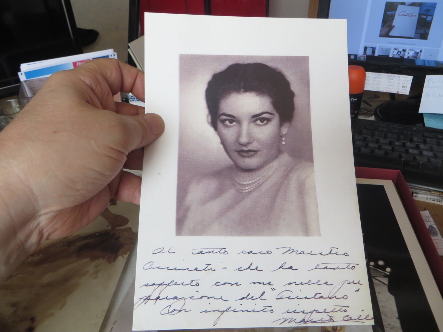 MARIA CALLAS des photos et des documents divers dans un coffret