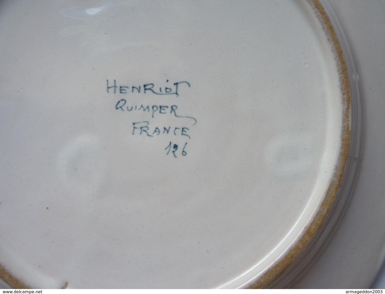 RARE ANCIENNE ASSIETTE HENRIOT QUIMPER (LB) N°126 / Homme Breton Canne / 24 Cm - Quimper/Henriot (FRA)