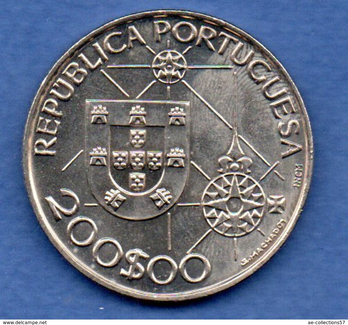 Portugal -  200 Escudos 1992    -  Km # 660  -  état  SUP - Portugal