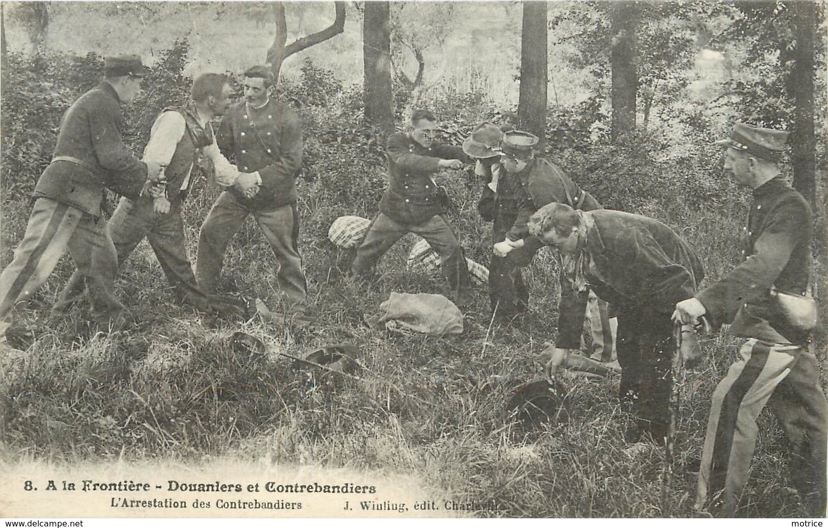 A LA FRONTIÈRE - Douaniers Et Contrebandiers. (lot De Sept Cartes) - Douane