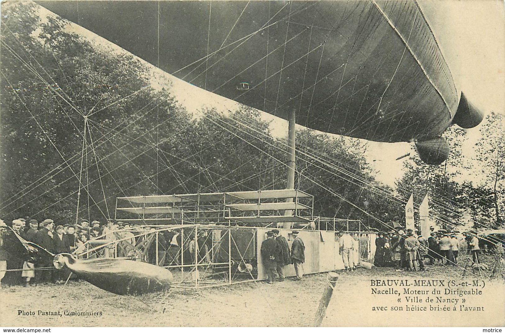 BEAUVAL MEAUX - Nacelle,moteur Du Dirigeable "Ville De Nancy",Hélice Brisée à L'avant. - Airships