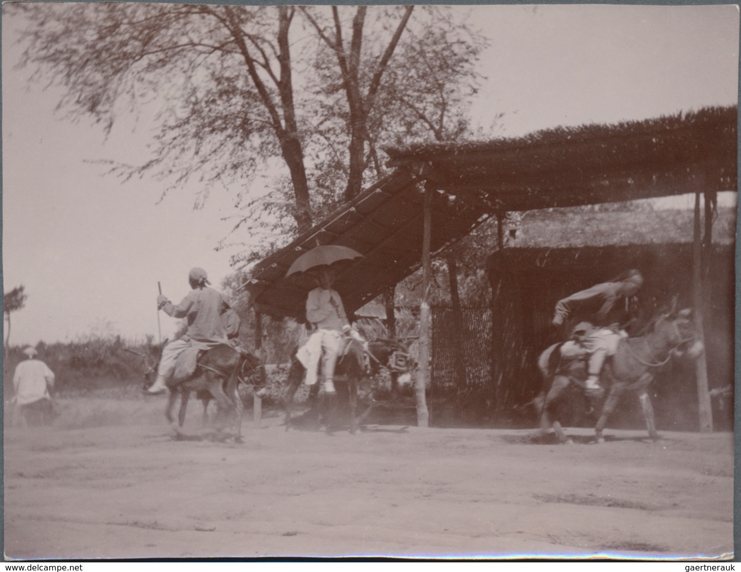 China: 1905/14 (ca.), 21 privately take photographs of Nanking and surroundings inc. Ming burials or