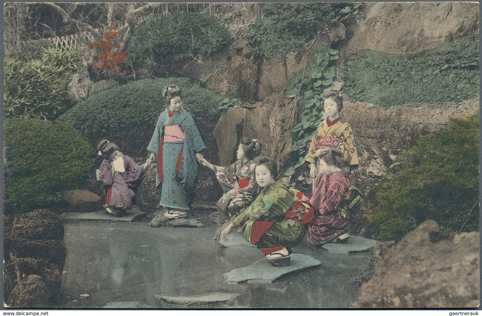 Japan - Besonderheiten: 1900/30 (ca.) 20 ppc (two mailed) showing ladies, geishas with interesting h