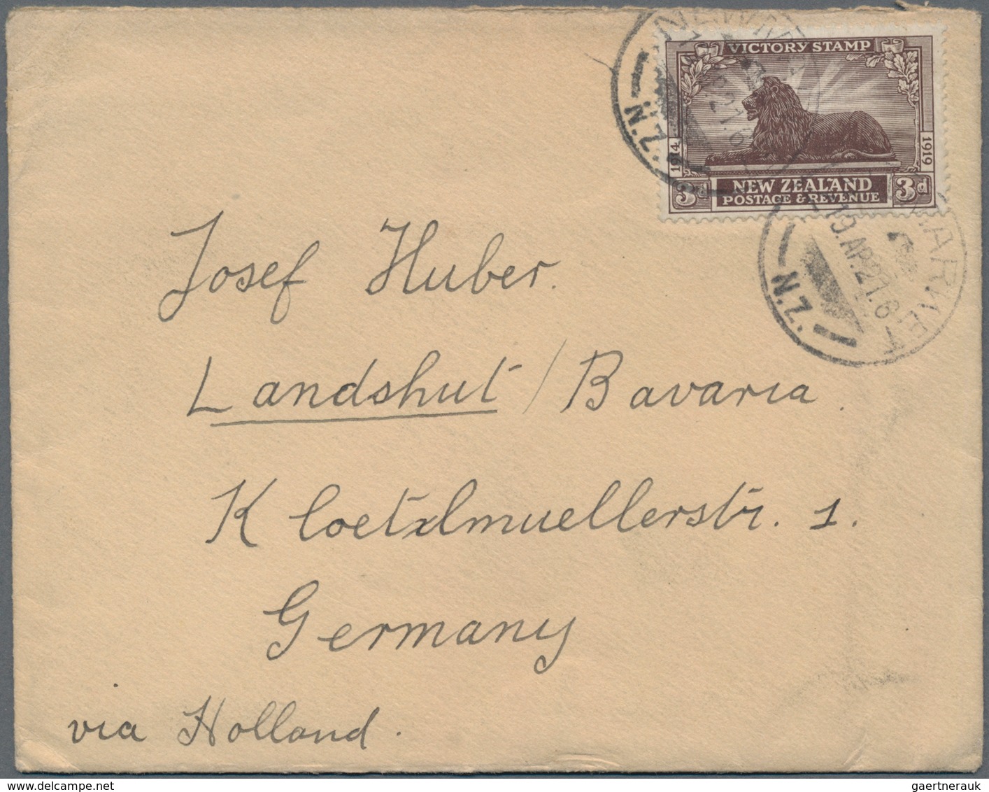 Neuseeland: 1890/2004 (ca.), accumulation with about 1.700 covers, used picture postcards and some F
