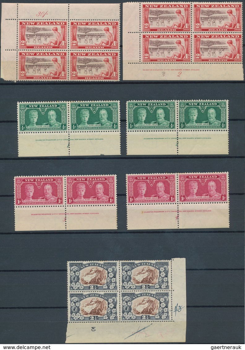 Neuseeland: 1935/1979, Chiefly Mint Collection/assortment Of Apprx. 130 Multiples With Marginal Impr - Covers & Documents