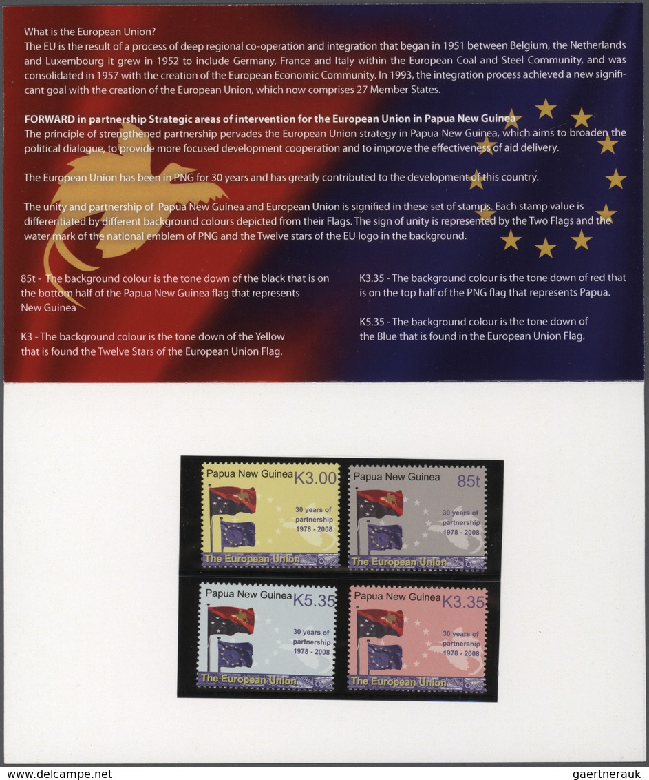 Papua Neuguinea: 1996/2008 Huge stock of so-called PNG STAMP PACKS, each containing a complete stamp