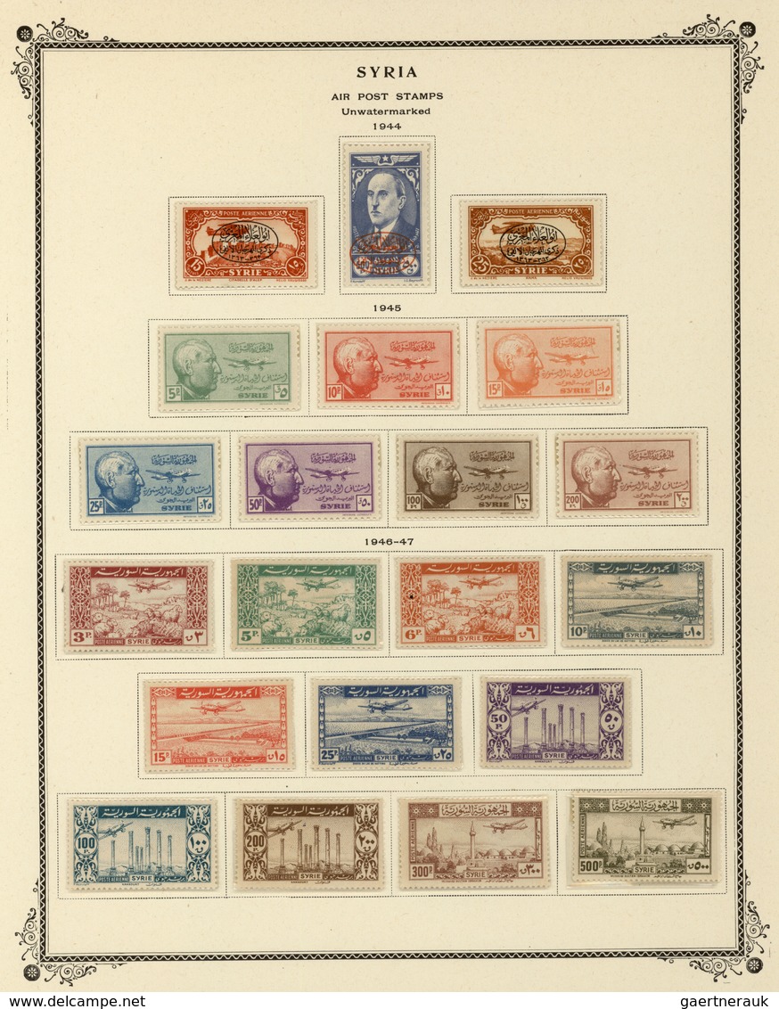 Syrien: 1942/1953, specialised mint collection on album pages, showing blocks of four, plate blocks,