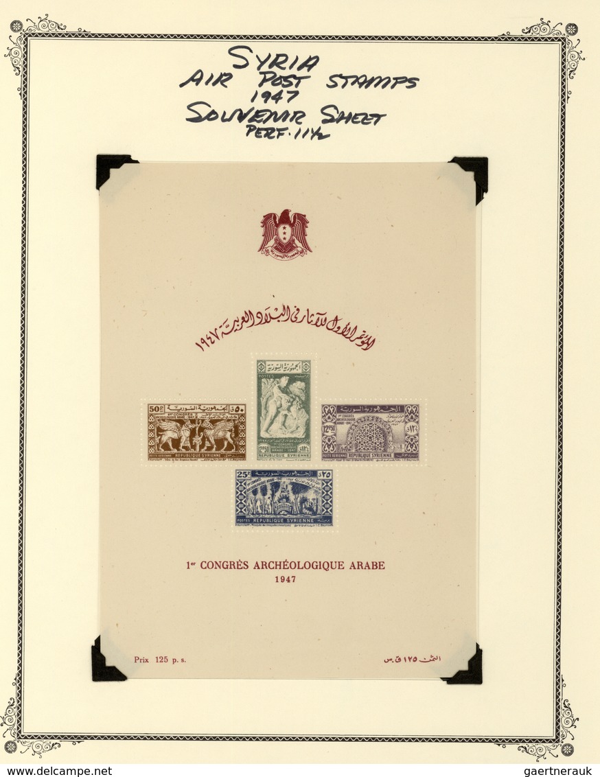 Syrien: 1942/1953, specialised mint collection on album pages, showing blocks of four, plate blocks,