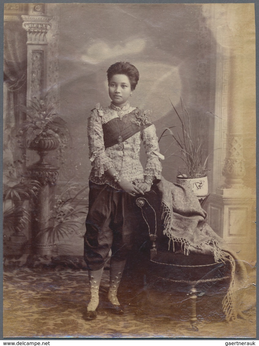 Thailand: 1880's-1935: Six 'Royal' Picture Postcards (5) And Photograph, With An Old Photograph Of S - Thaïlande