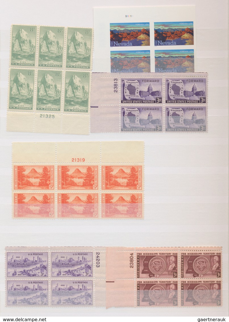 Vereinigte Staaten von Amerika: 1920/2010 (ca.), comprehensive mint collection in a stockbook, compr