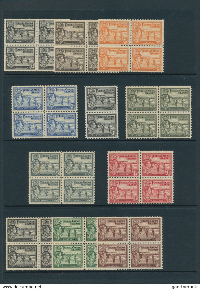 Alle Welt: 20th Century: Accumulation Of Mint And Used Stamps In Five Binders, With A Few Old Stamps - Collections (sans Albums)