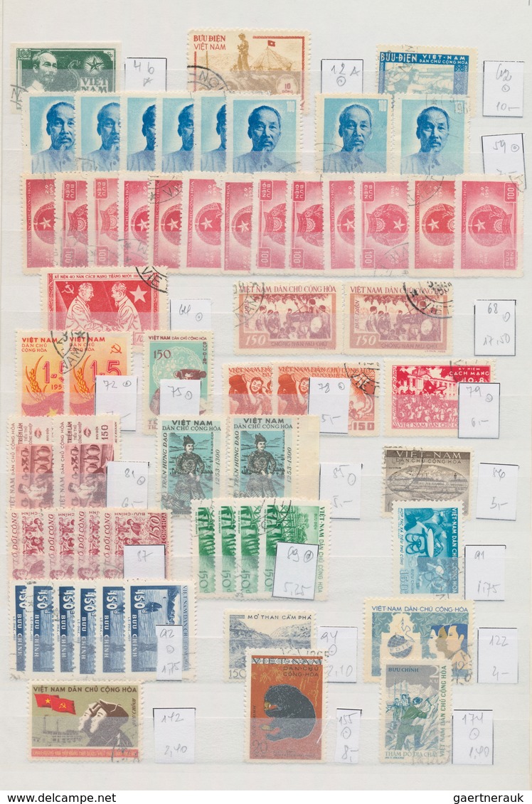 Asien: 1890/1995 (ca.), Collection Mainly Used In 3 Stockbooks. - Asia (Other)