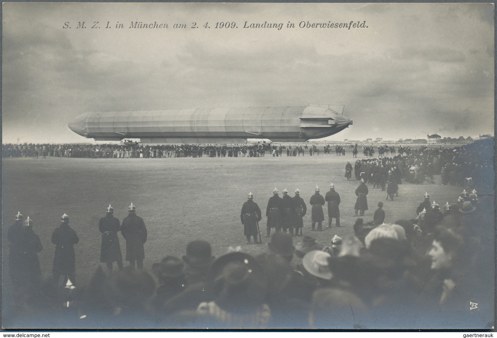 Zeppelinpost Deutschland: Ca 185 Zeppelin Postcards And A Few Photos, With A Large Number Of Pieces - Luchtpost & Zeppelin