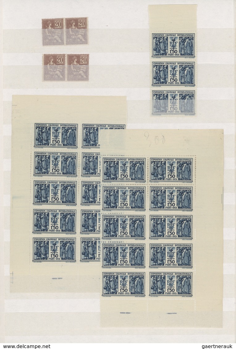 Frankreich: 1900/1965 (ca.), France/area, Mint Assortment Of Apprx. 255 Stamps Incl. Many IMPERFS, S - Colecciones Completas