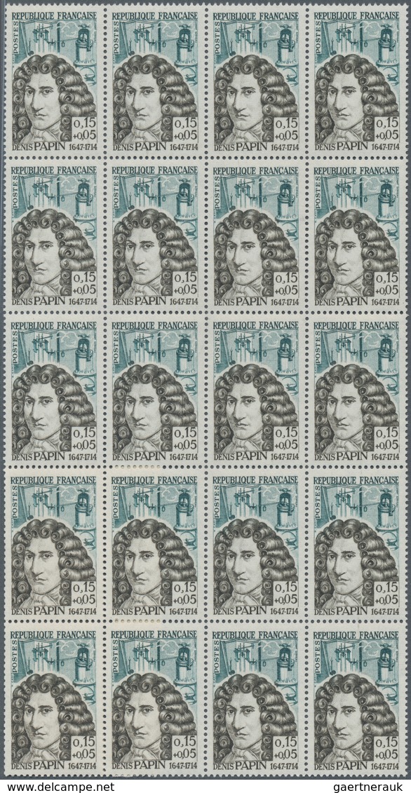 Frankreich: 1940/1966, comprehensive MNH stock, well filled and sorted on stockcards, mainly commemo