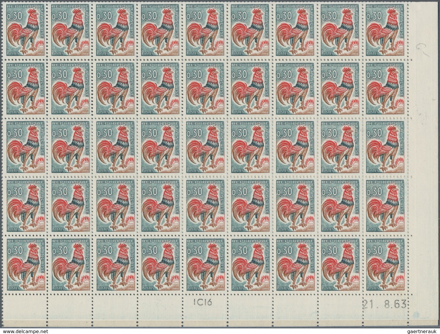 Frankreich: 1940/1966, comprehensive MNH stock, well filled and sorted on stockcards, mainly commemo