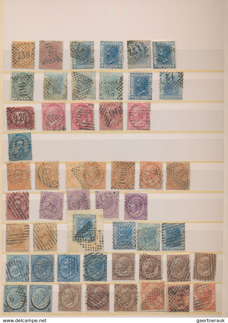 Italien: 1863/1900 (ca.), Specialised Collection/accumulation Of Apprx. 2.400 Stamps In Three Stockb - Collections