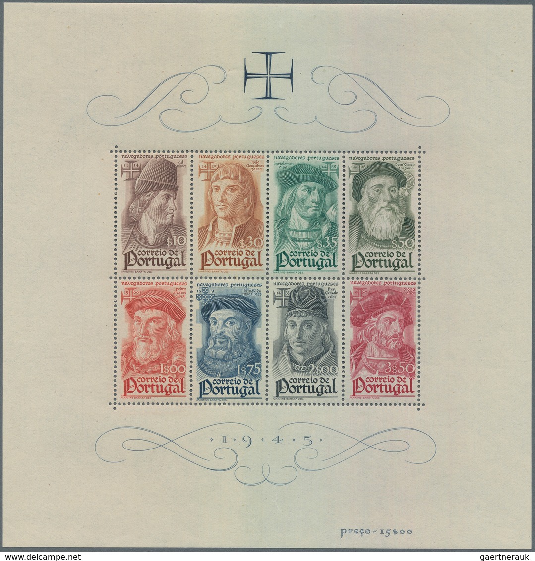 Portugal: 1945, Navigators, 25 Copies Of This Souvenir Sheet, Some Hinged In The Frame, Mostly Mint - Otros & Sin Clasificación