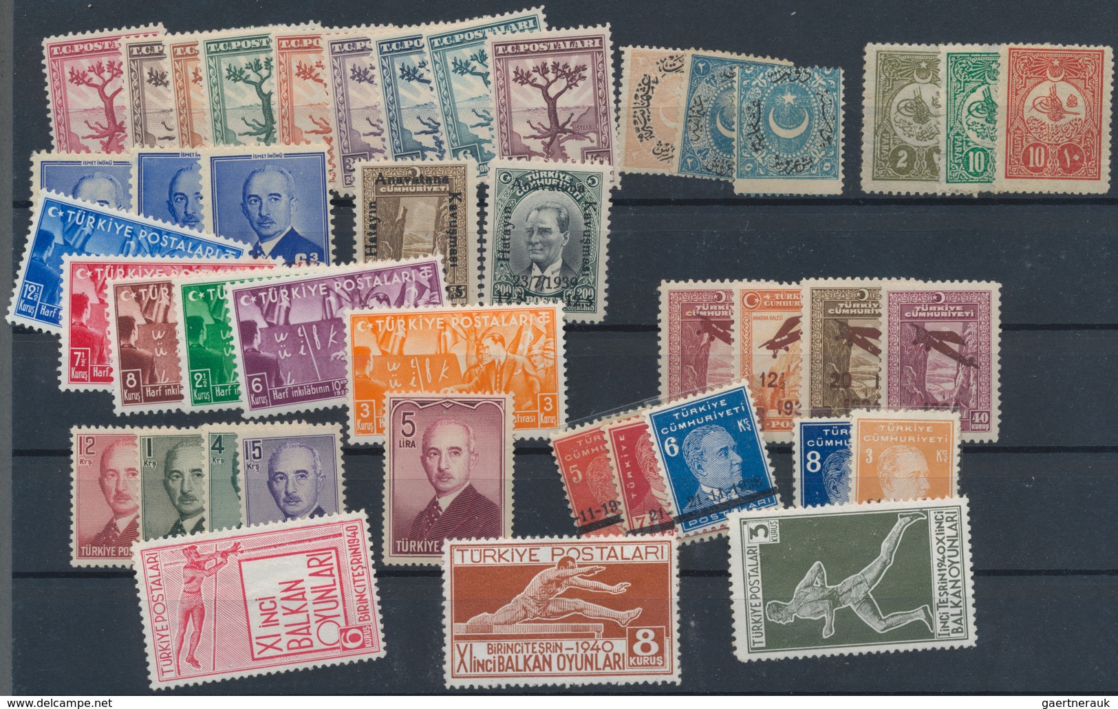 Türkei: 1870/1955 (ca.), Mint Lot On Stockcards, Incl. Three Copies 1940 Atatürk Souvenir Sheet, 195 - Gebruikt