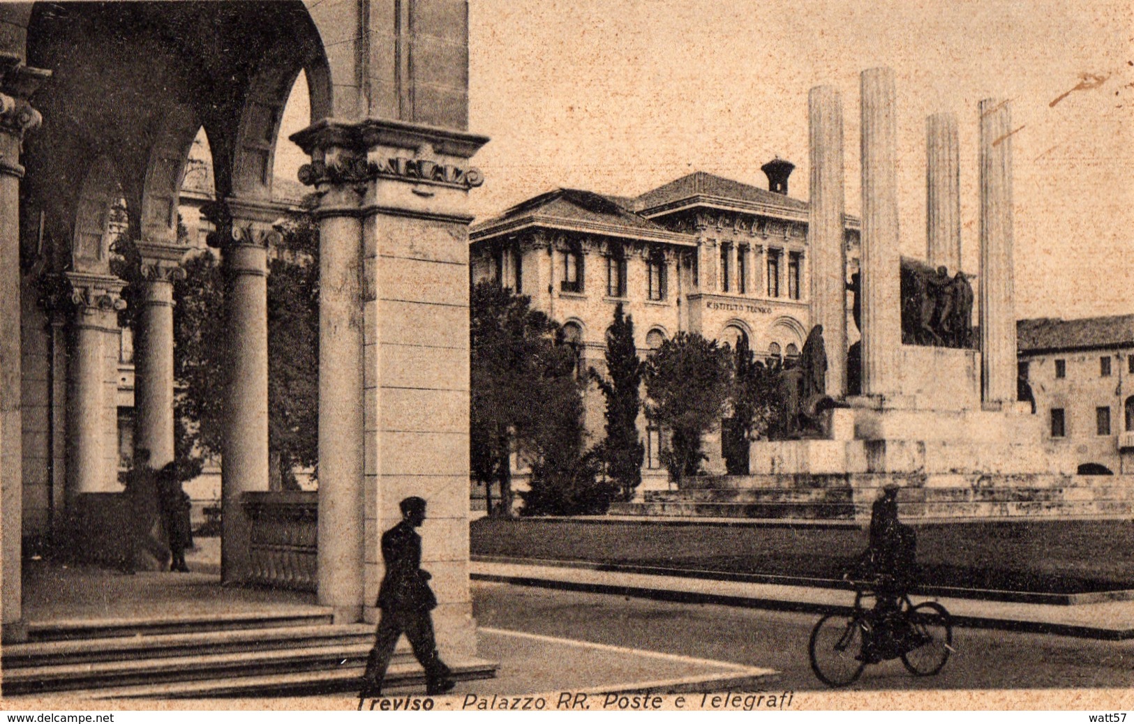 Treviso Palazzo Delle RR Poste E Telegrafi - Treviso