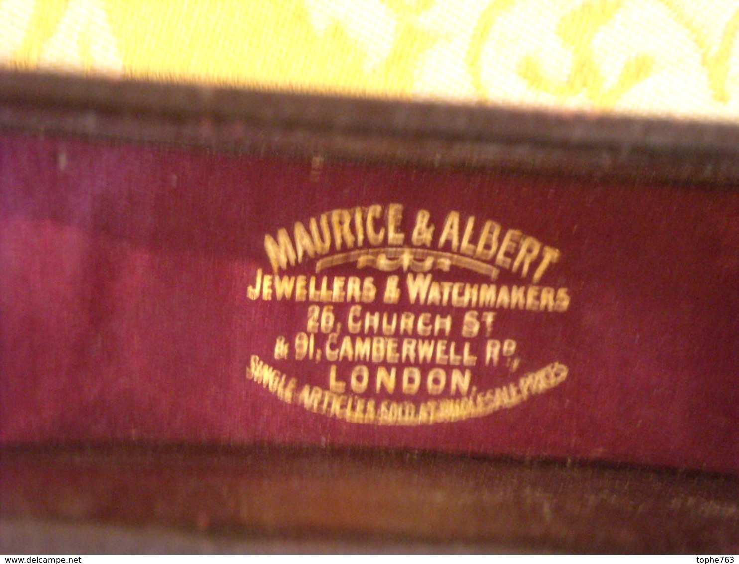 Trés Joli écrin En Pour Montre De Dame , MAURICE & ALBERT Jewellers & Watchmakers , London - Montres Anciennes