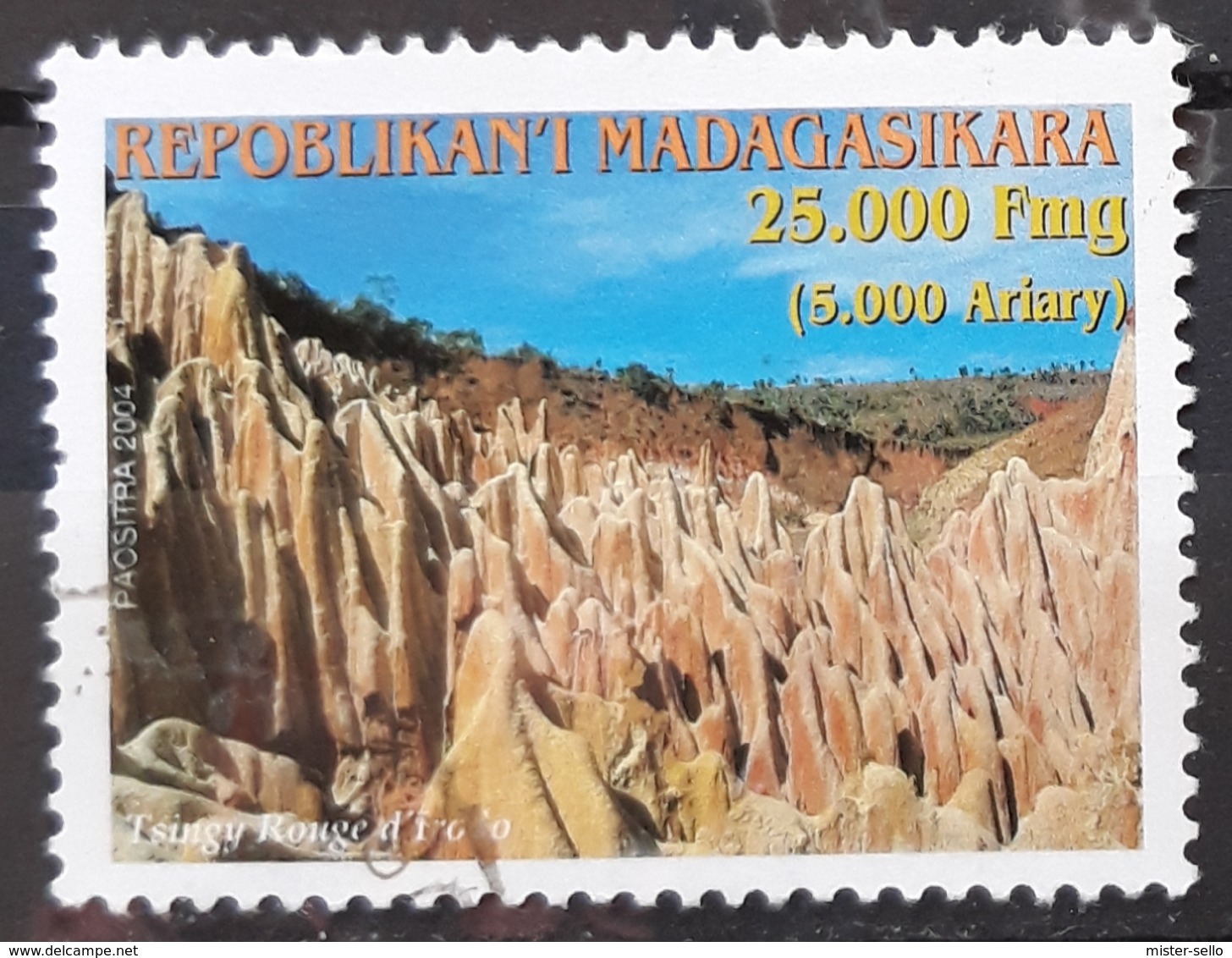 MADAGASCAR 2004 Tourism. USADO - USED. - Madagascar (1960-...)