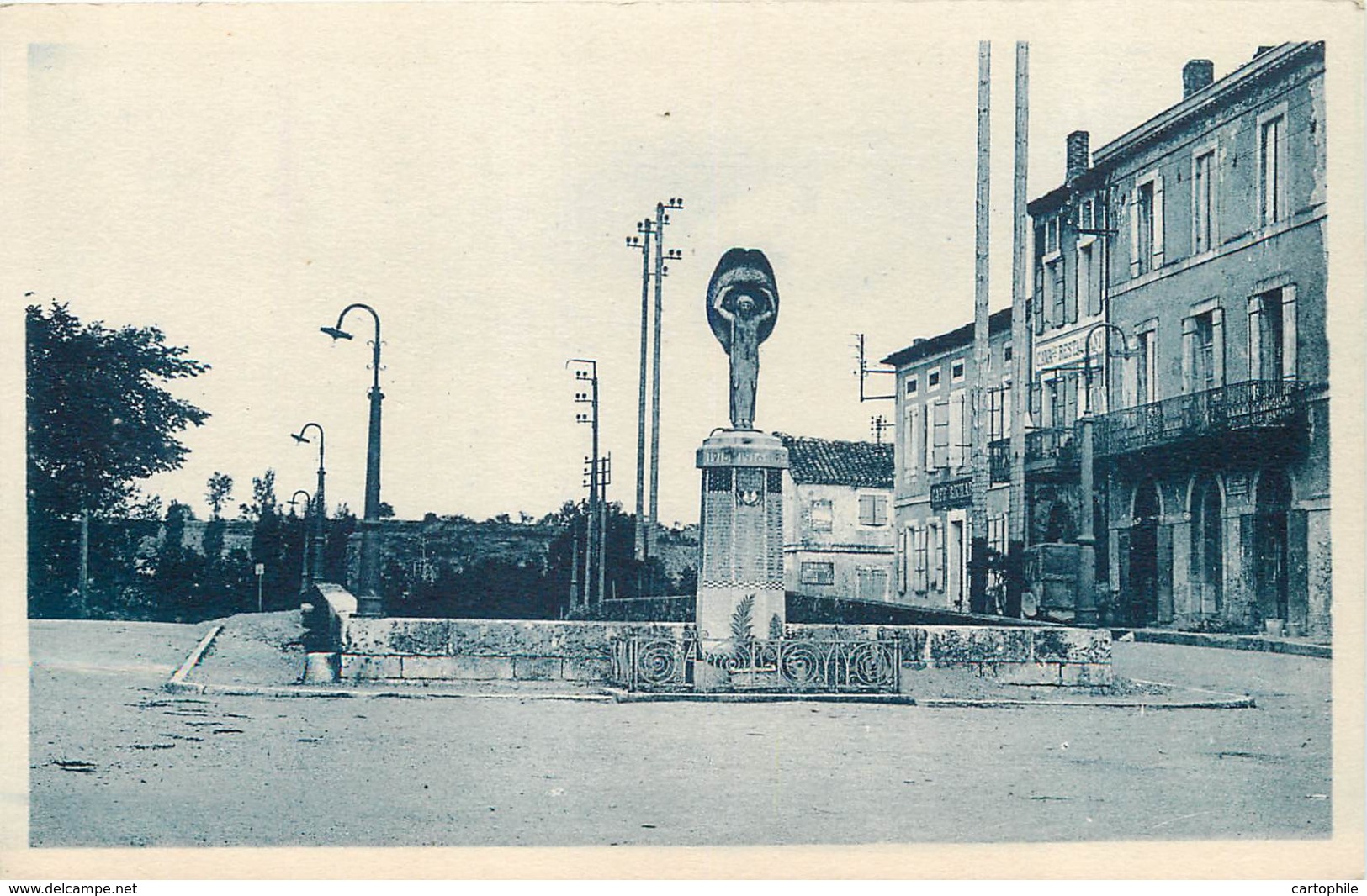 46 - LUZECH - Le Canal Et Monument Aux Morts - Luzech