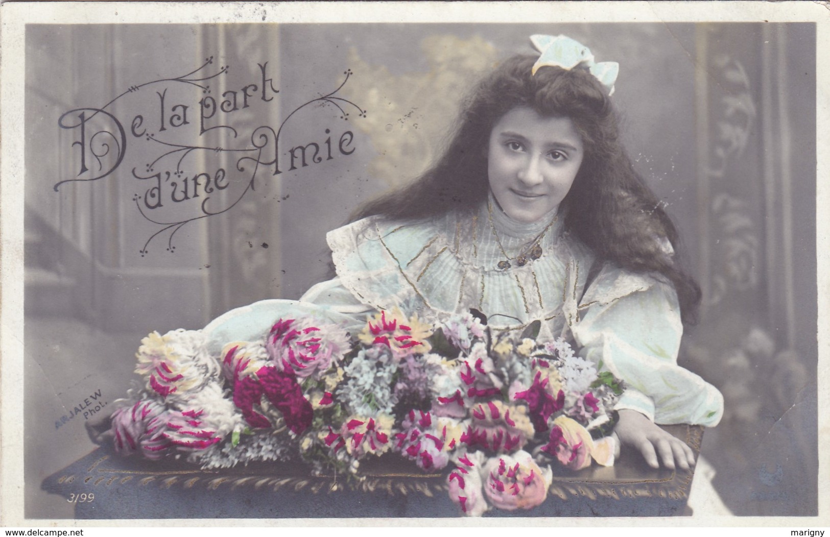 CPA *** Jolie Carte De  Jeune Fille *** Belle Carte . - Portraits